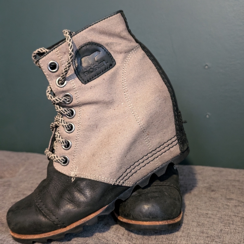 Sorel PDX Wedge Boots
